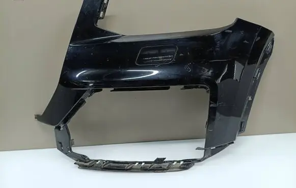 Audi Q2 - Front bumper corner part panel trim 81A807437A