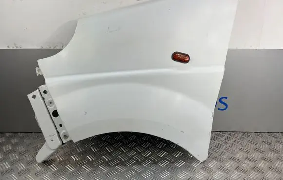 Renault Trafic II (X83) Fender