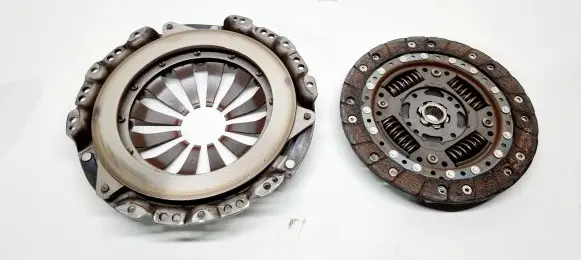 Hyundai Kona I Pressure plate 410712B001 410722B001
