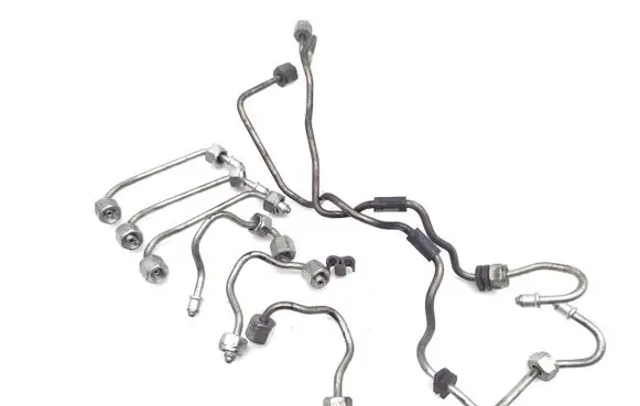BMW X5 E70 Fuel injector supply line/pipe