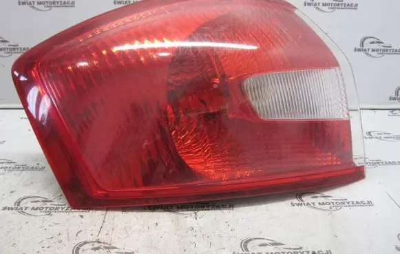 Rear/tail lights