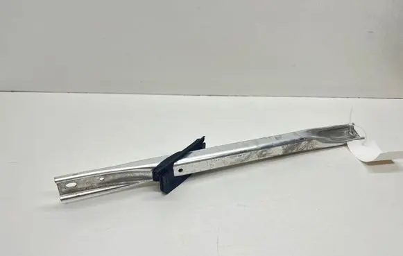 Audi A5 Other engine bay part 8W0805645 8W0805645B 8W0819143B