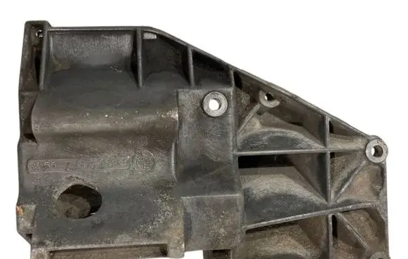 BMW X5 E53 A/C compressor mount bracket 7503463 64557503463