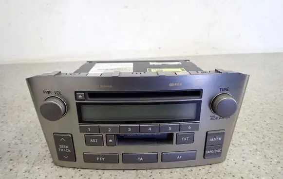 Toyota Avensis T250 Radio/CD/DVD/GPS head unit 8612005081