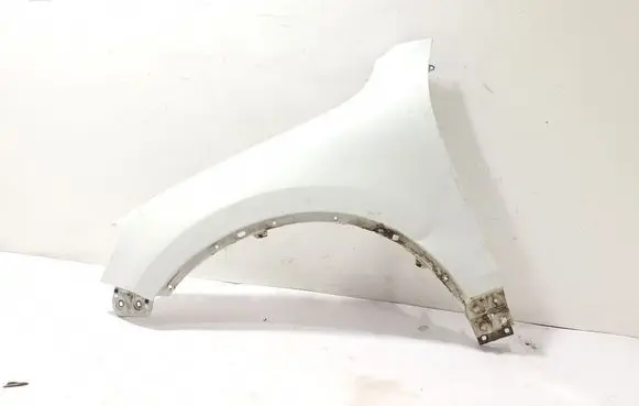 Volkswagen Touareg II Fender 7P6821105E