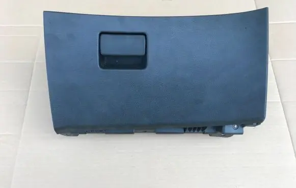 Opel Zafira C Glove box 1130242X