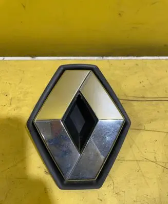 Renault Modus Manufacturer badge logo/emblem 