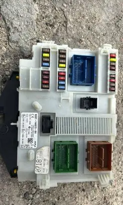 Ford Mondeo MK IV Fuse module BG9T14A073BH