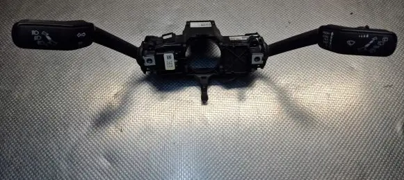 Volkswagen T-Roc Wiper turn signal indicator stalk/switch 5Q1953521