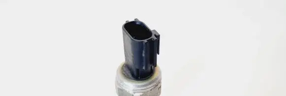 Hyundai Tucson TL Air conditioning (A/C) pressure sensor 92CP812 M528CZ11