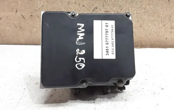 BMW 5 E60 E61 ABS Pump 6777797 6768550