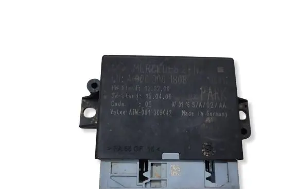 Mercedes-Benz C W205 Parking PDC control unit/module A0009001808