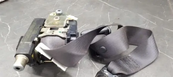 Jaguar S-Type Front seatbelt xw4a-54611b09