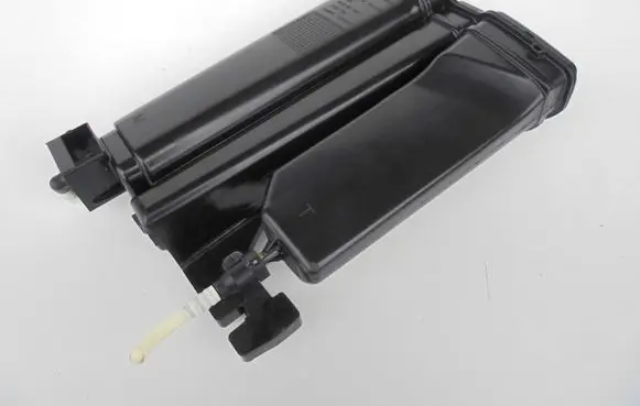 Volkswagen Polo VI Active carbon filter fuel vapour canister 2Q0201801