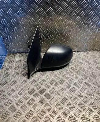 Nissan Pixo Front door electric wing mirror 1602401