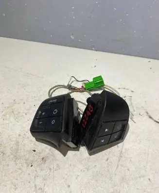 Volvo V50 Steering wheel buttons/switches 30739641 30739638