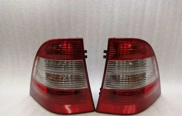Mercedes-Benz ML W163 Rear/tail lights A1638201964