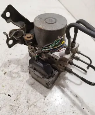 Toyota Avensis T250 ABS Pump 0265231327 2265100416