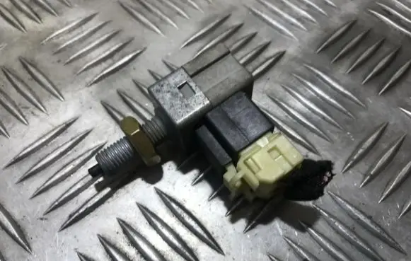 KIA Cerato Brake pedal sensor switch 9381038110 93810-38110