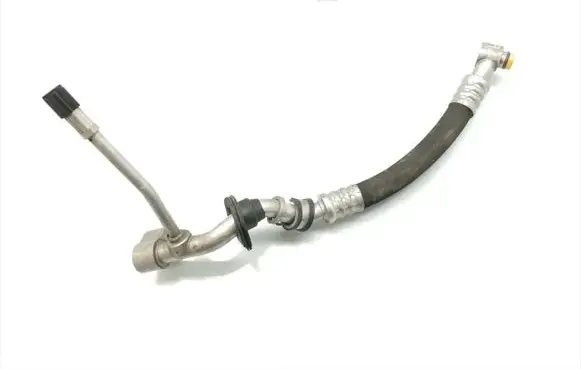 Audi Q7 4L Air conditioning (A/C) pipe/hose 7L6820743F