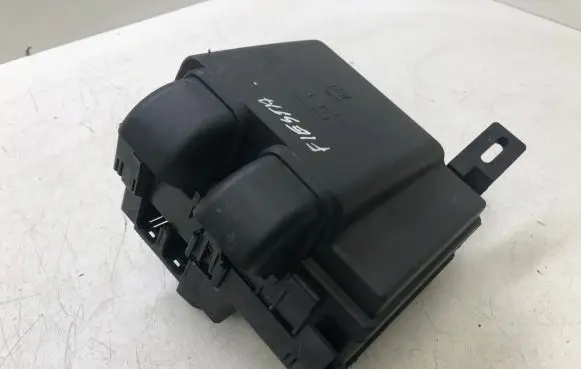 Ford Fiesta Central body control module L1BT14D068DAB
