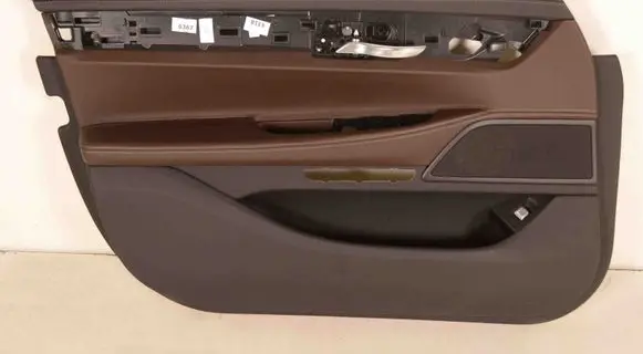 BMW 7 G11 G12 Front door card panel trim