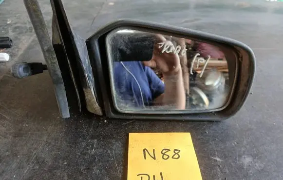 KIA Pride Coupe wind mirror (mechanical)