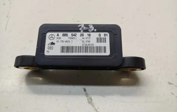 Mercedes-Benz ML W164 ESP acceleration yaw rate sensor A0055422018