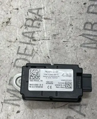Tesla Model S Tire pressure control unit 103460100B