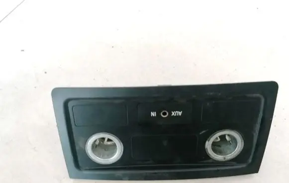 BMW 5 E60 E61 USB socket connector 7034100 31995-0000