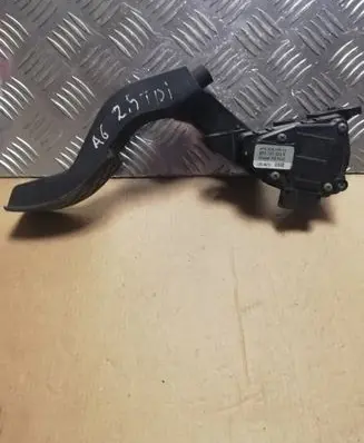 Audi A6 S6 C5 4B Accelerator throttle pedal 8D1721523K 6PV00837603