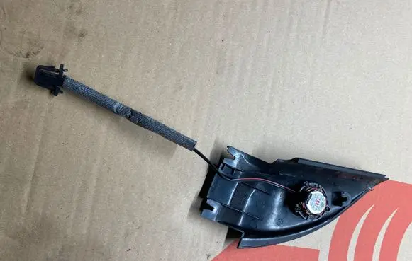 Volkswagen PASSAT B5 Front door high frequency speaker 3B0837994