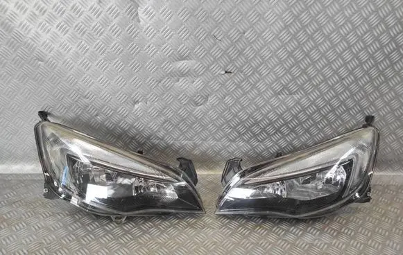 Opel Astra J Headlight/headlamp 13297721 13297720