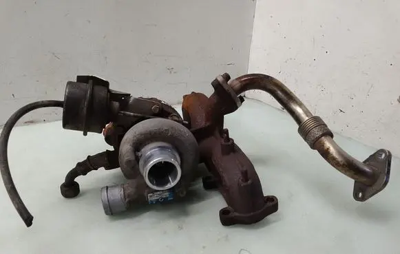 Volkswagen Bora Turbo 54431015083 038253016