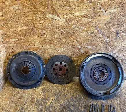 Mercedes-Benz E W124 Clutch set kit