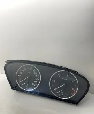 BMW 5 E60 E61 Speedometer (instrument cluster) A2C53257079 688761601Z