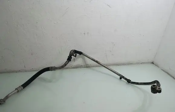 Air conditioning (A/C) pipe/hose