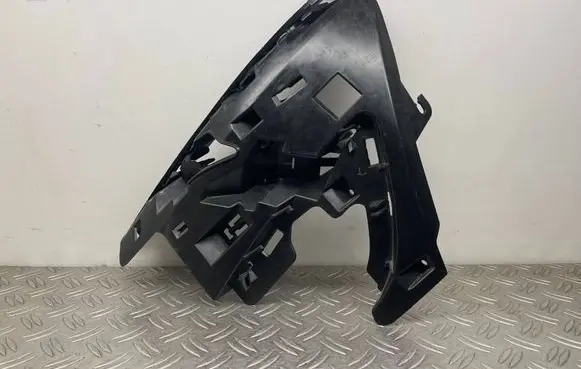 Volvo S60 Front bumper mounting bracket 31323425