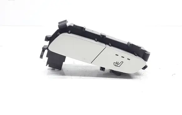 Mercedes-Benz C W205 Seat heating switch A2139057502
