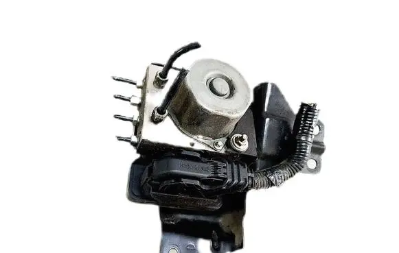 Nissan X-Trail T32 ABS Pump 476607FP2A