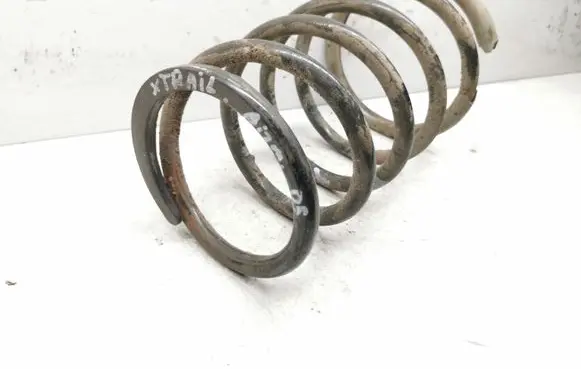 Nissan X-Trail T30 Rear coil spring