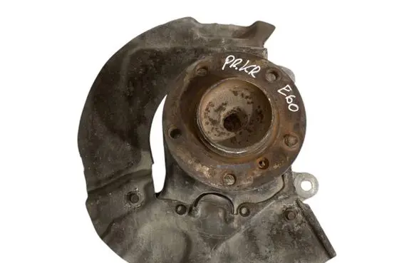 BMW 5 E60 E61 Front wheel hub spindle knuckle 6760953