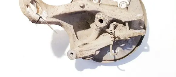 Rear wheel hub