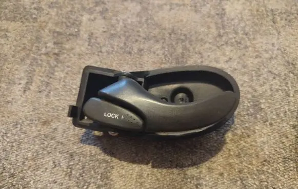 Ford Focus Front door interior handle XS41A22601AK 1097635
