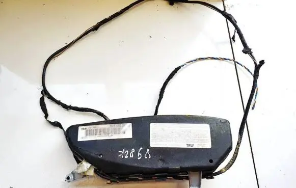 Audi A3 S3 8L Seat airbag 4121050 64107211c
