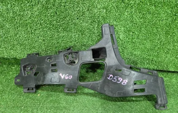Volvo V60 Front bumper mounting bracket 31455653