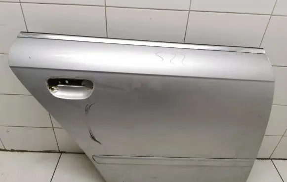 Audi A4 S4 B7 8E 8H Rear door