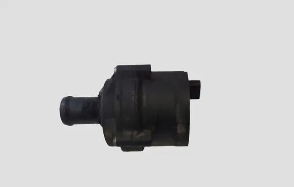 Volkswagen PASSAT B8 Electric auxiliary coolant/water pump 5Q0905567J