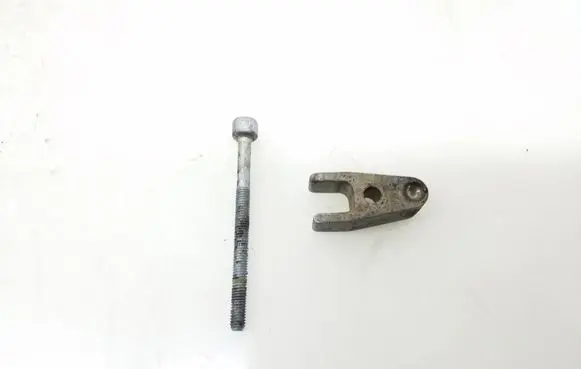 Mercedes-Benz ML W164 Fuel Injector clamp holder A6420160038