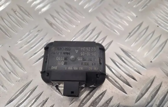 Volkswagen PASSAT B6 Rain sensor 1K0955559T 1397212115 022634